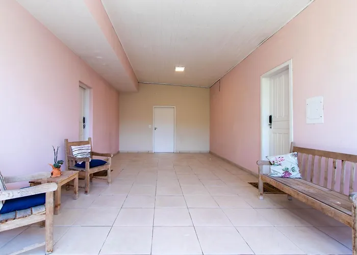 Casa Espacosa Com Piscina, Churrasqueira E Area Verde Em Sambaqui Ao Lado Da Praia - Floripa
